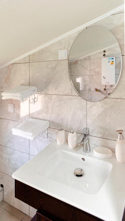אוהריד Demetra Apartments מראה חיצוני תמונה