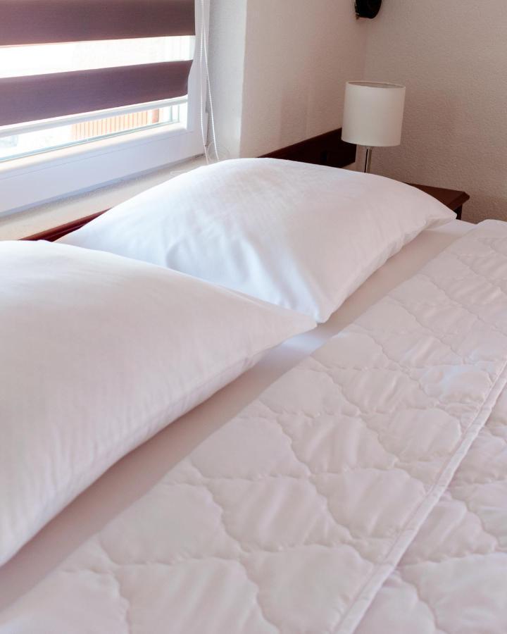 אוהריד Demetra Apartments מראה חיצוני תמונה
