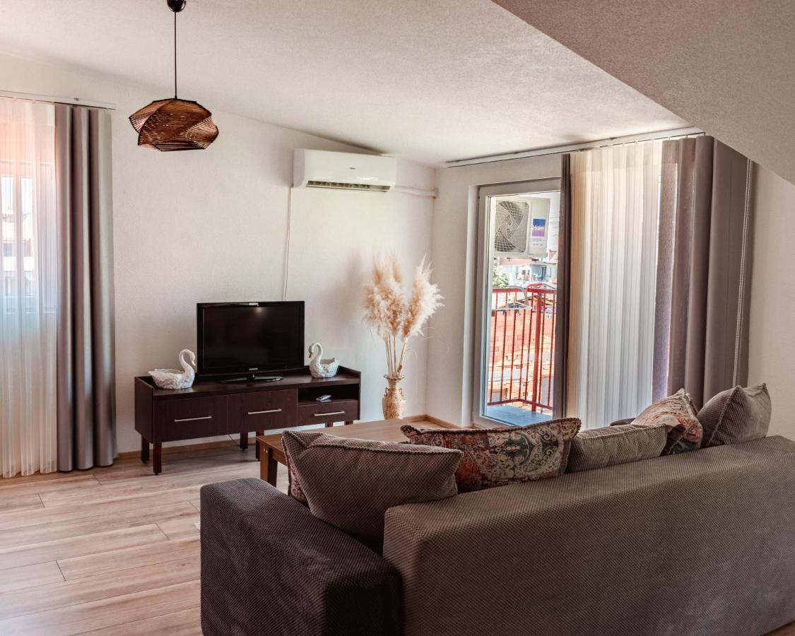 אוהריד Demetra Apartments מראה חיצוני תמונה