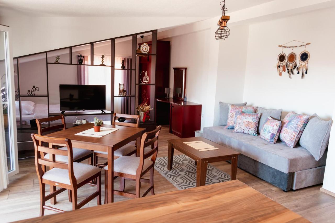 אוהריד Demetra Apartments מראה חיצוני תמונה