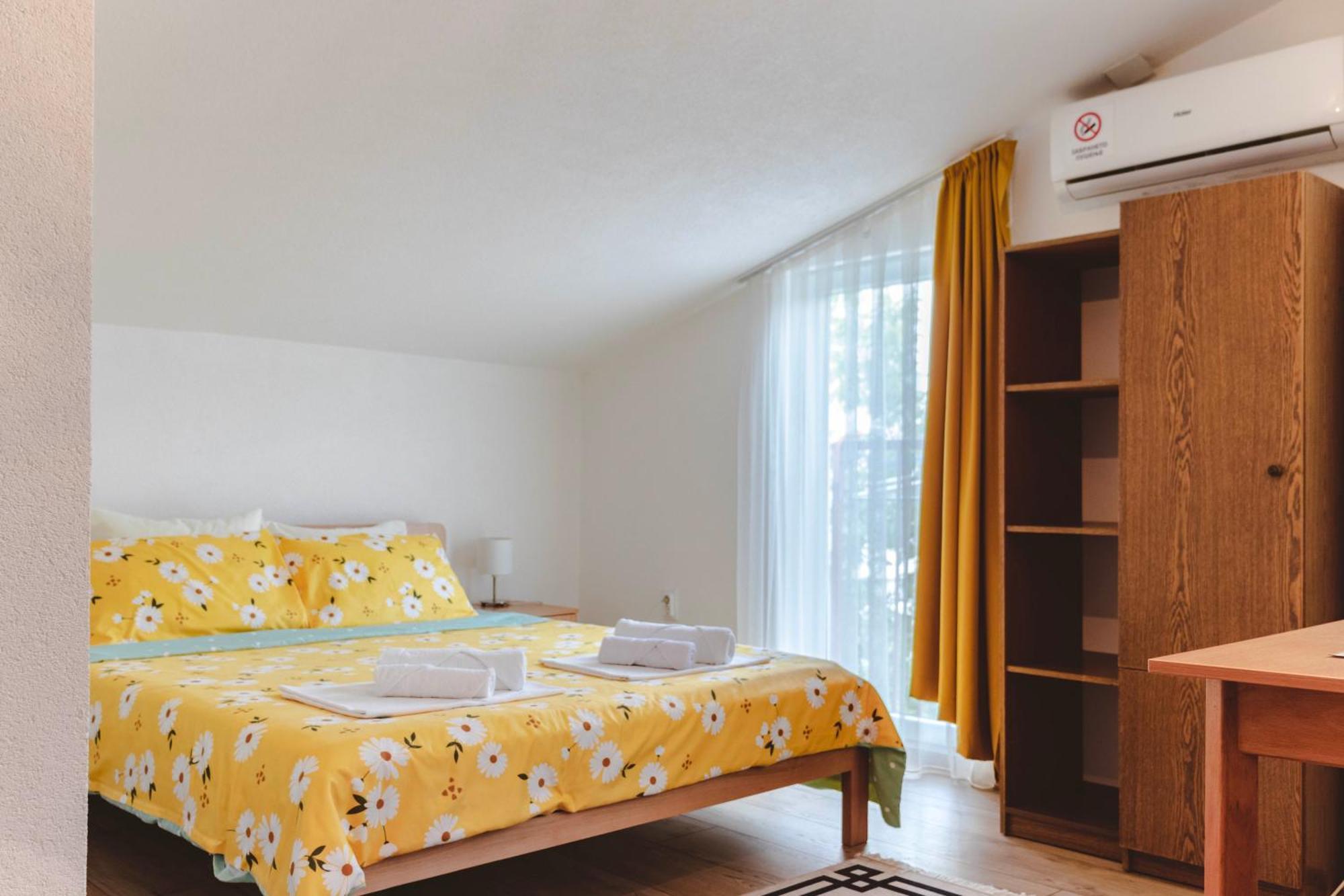 אוהריד Demetra Apartments מראה חיצוני תמונה